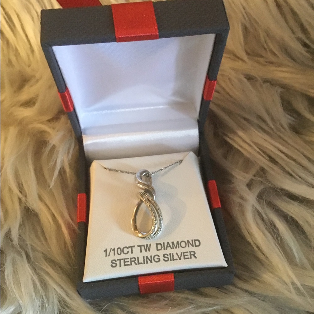 🎈💕Beautiful Diamond Necklace 💕🎈 - Picture 5 of 10